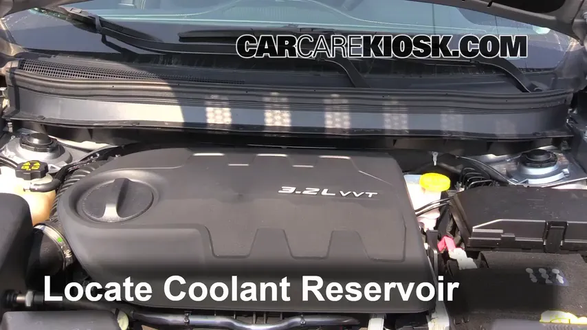 2014 Jeep Cherokee Latitude 3.2L V6 Refrigerante (anticongelante) Controlar nivel de líquido